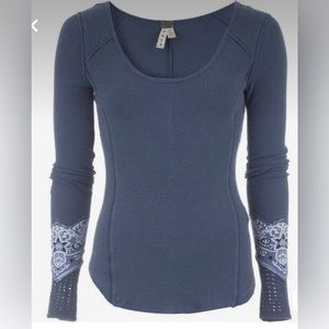 Free People We The Free Bandana Cuff Blue Waffle Knit Top XS